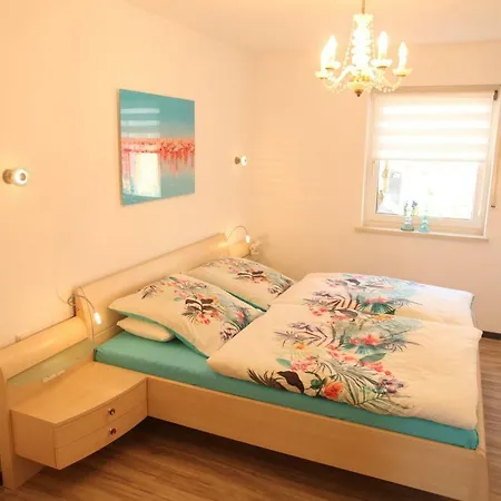B&B’s im Aischgrund Adelsdorf Exterior foto