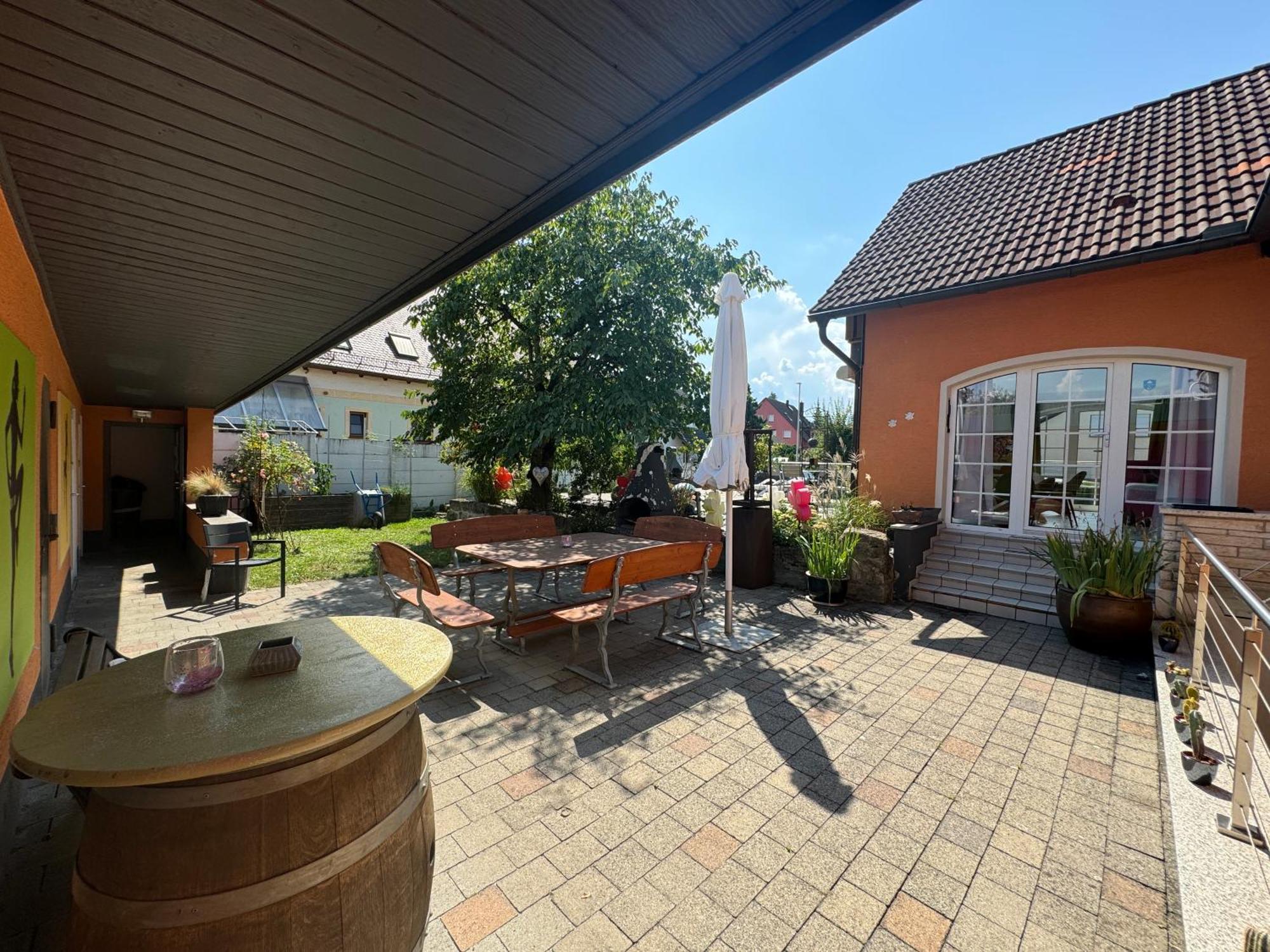 B&b’s Im Aischgrund Apartment *