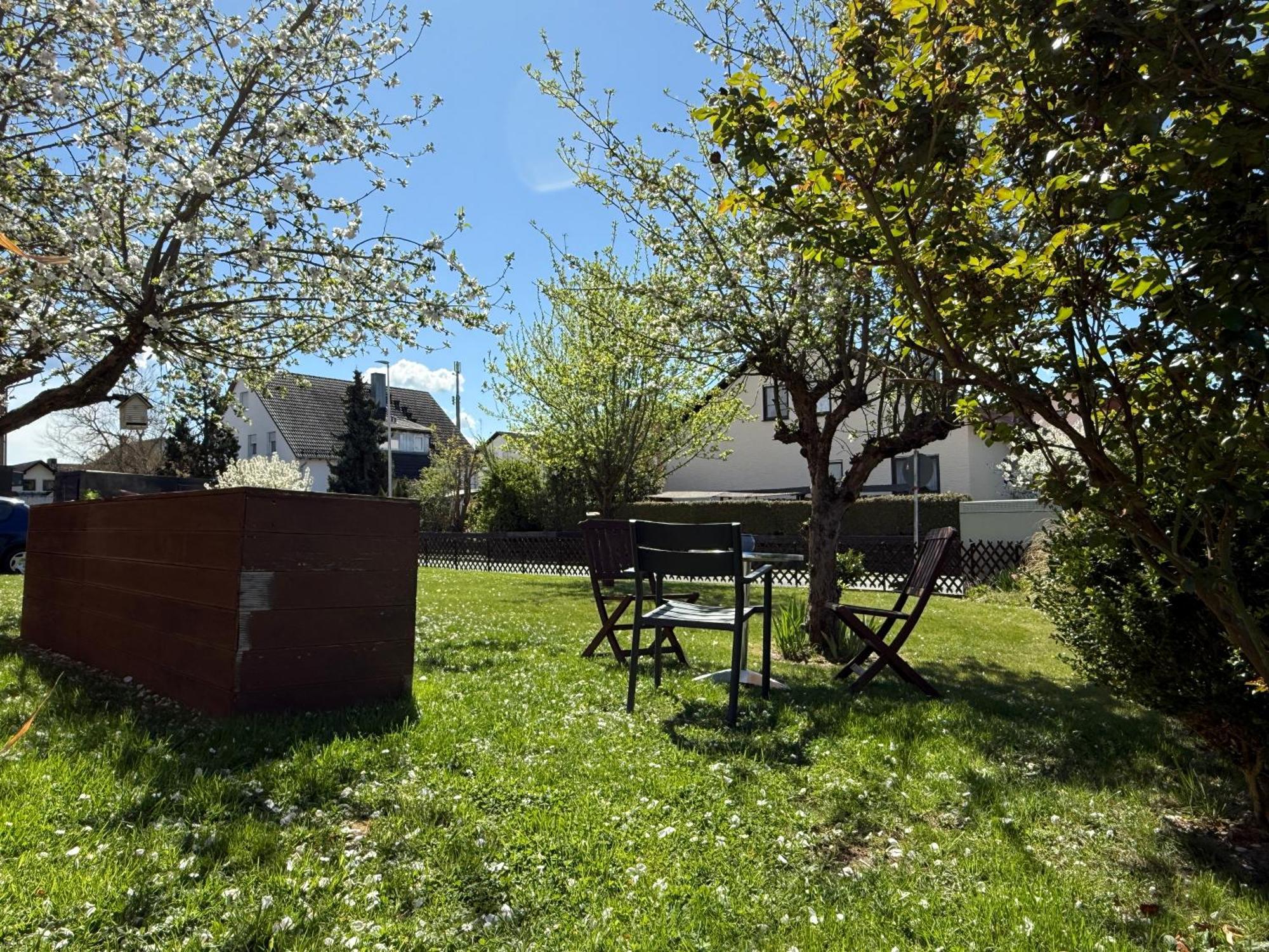 B&b's Im Aischgrund Apartment *